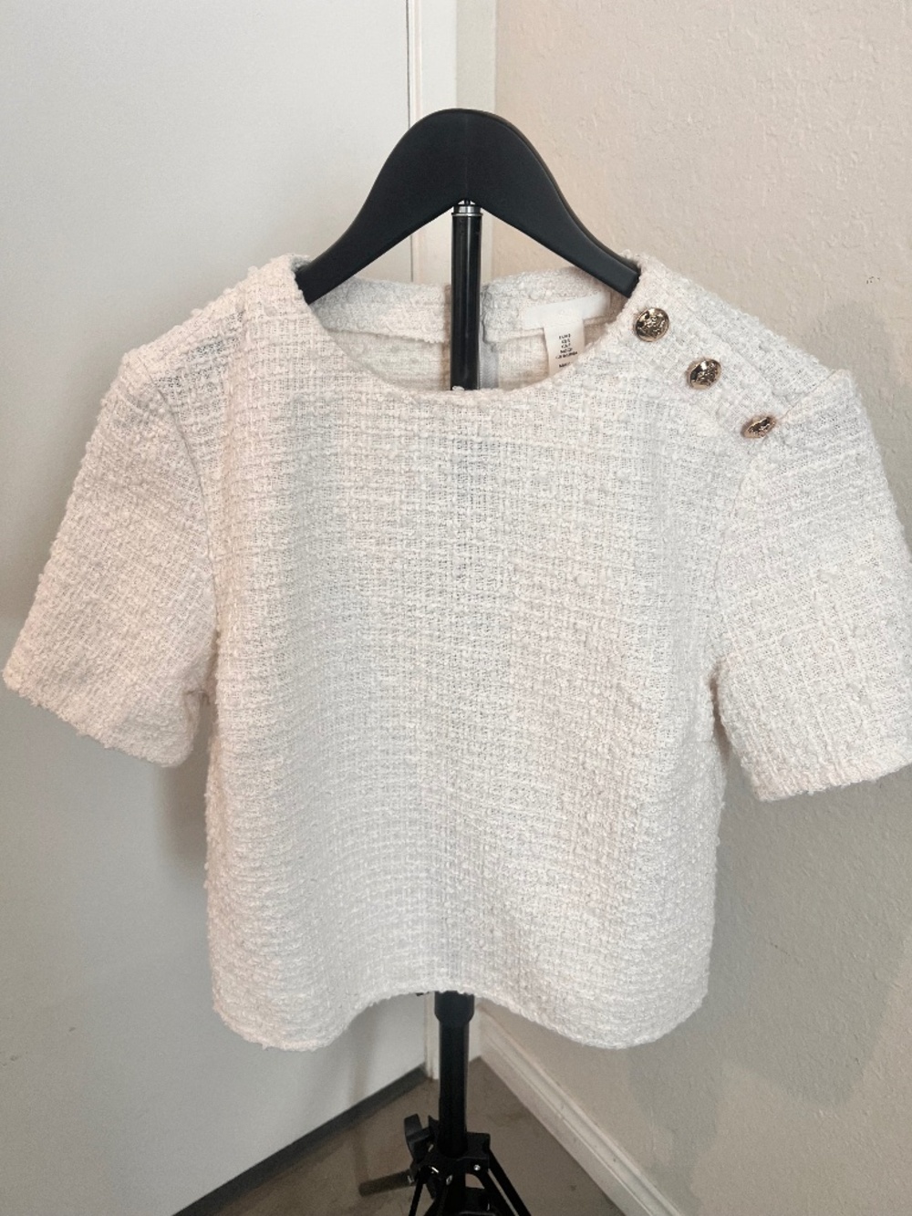 H&M Cream Boucle Top w/ Gold Button Accent | Size Small
